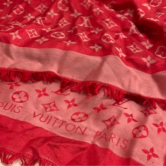 Louis Vuitton Scarf - Picture 6 of 6